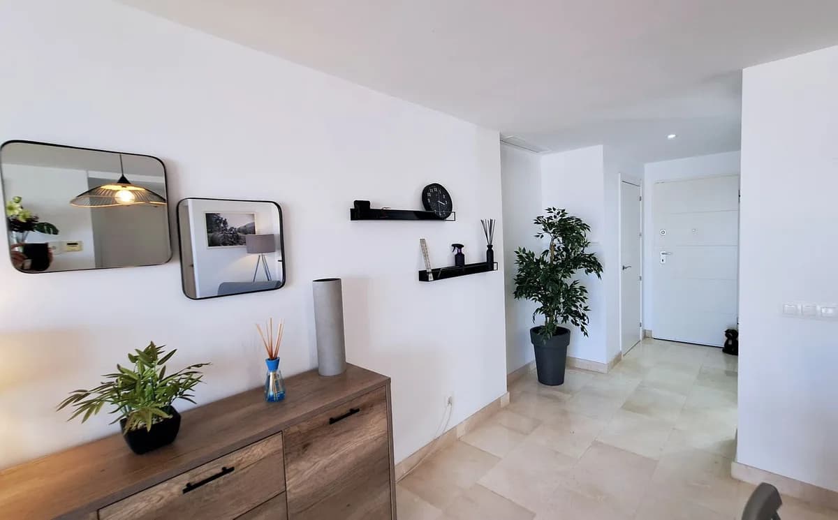 2 Bedroom Middle Floor Apartment for Sale in Casares Playa, Málaga - Image 8