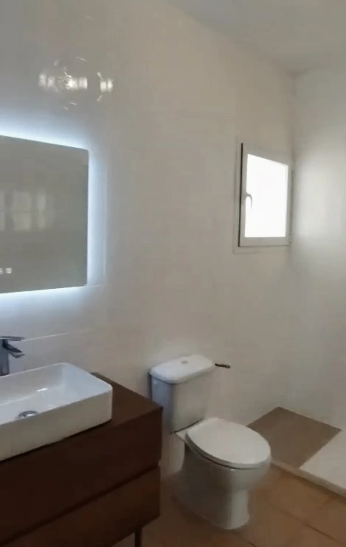 5 Bedroom Detached Villa for Sale in Benalmadena, Málaga - Image 4