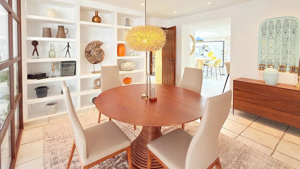 5 Bedroom Detached Villa for Sale in Benalmadena, Málaga - Image 4