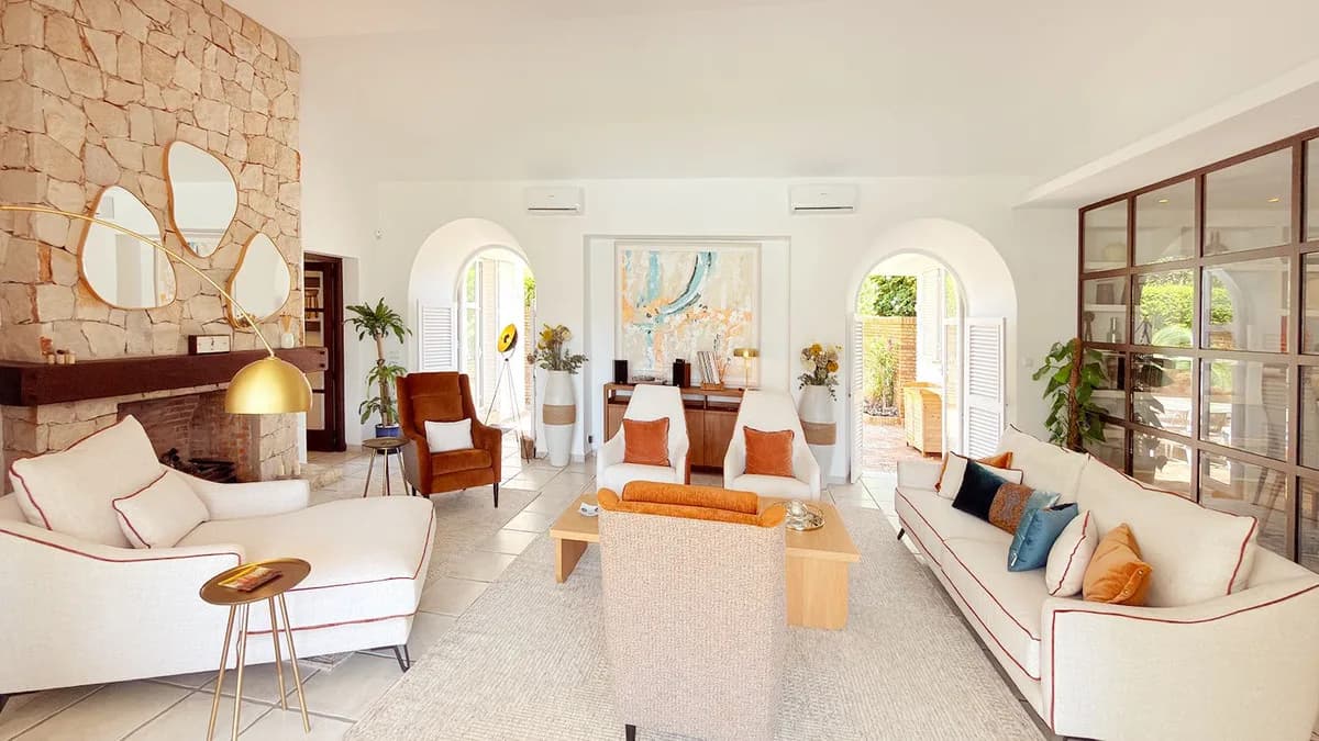 5 Bedroom Detached Villa for Sale in Benalmadena, Málaga - Image 7