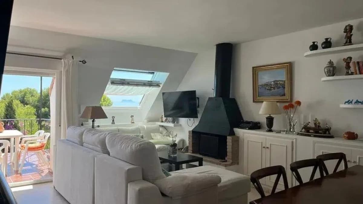 4 Bedroom Townhouse for Sale in Estepona, Málaga - Image 5