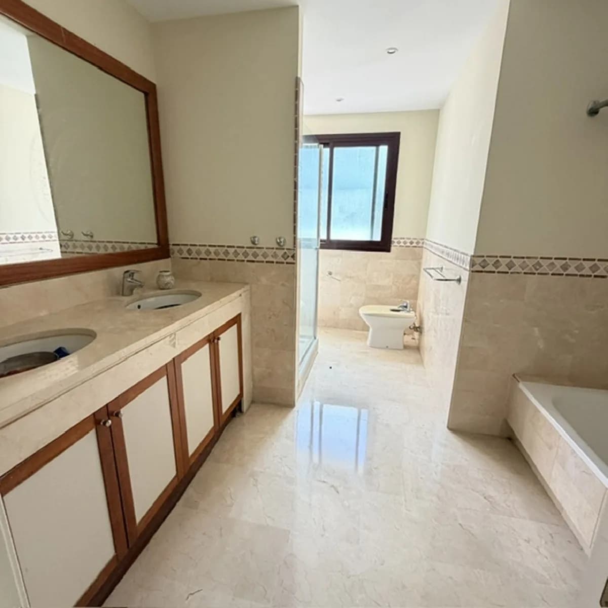 3 Bedroom Penthouse for Sale in La Quinta, Málaga - Image 5