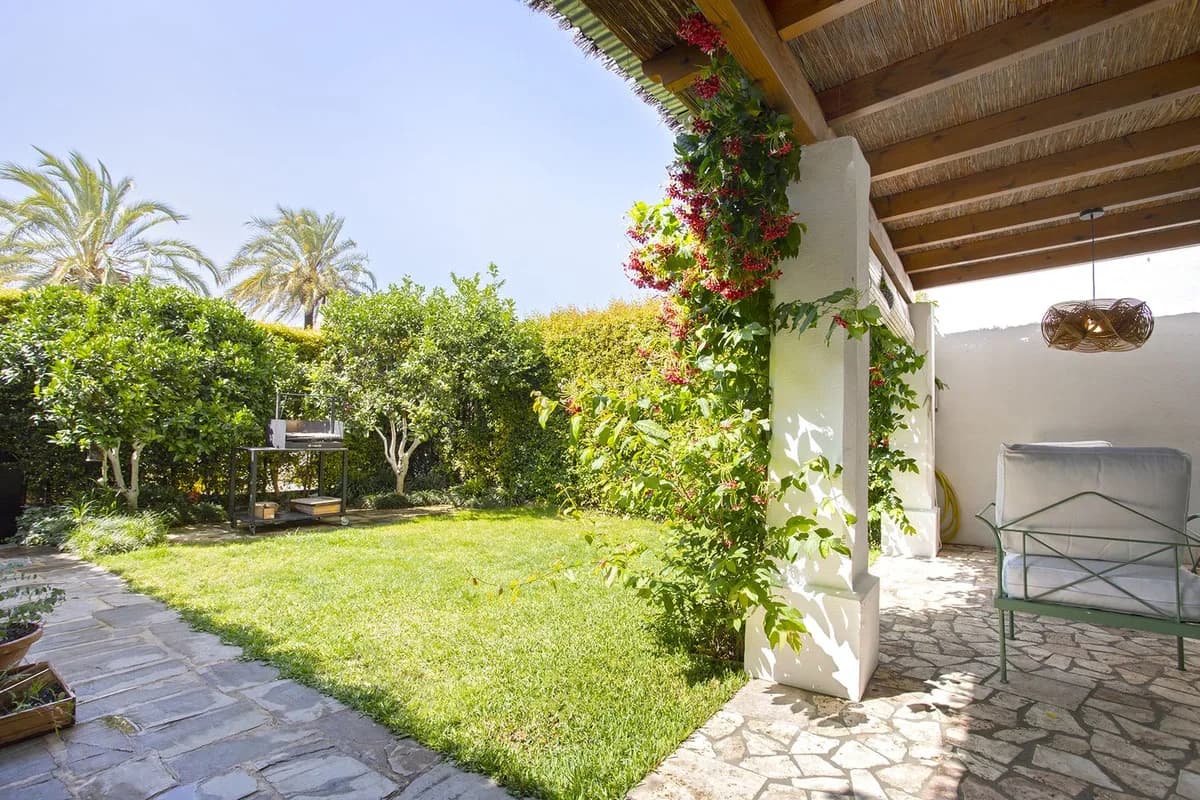 3 Bedroom Ground Floor Apartment for Sale in Guadalmina Alta, Málaga - Image 8