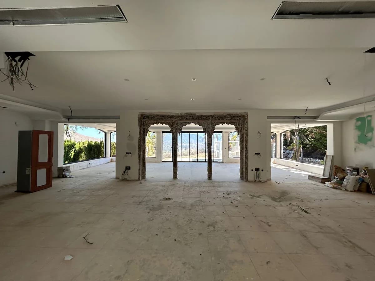 3 Bedroom Detached Villa for Sale in La Mairena, Málaga - Image 8