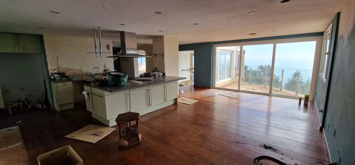 5 Bedroom Detached Villa for Sale in Manilva, Málaga - Image 6
