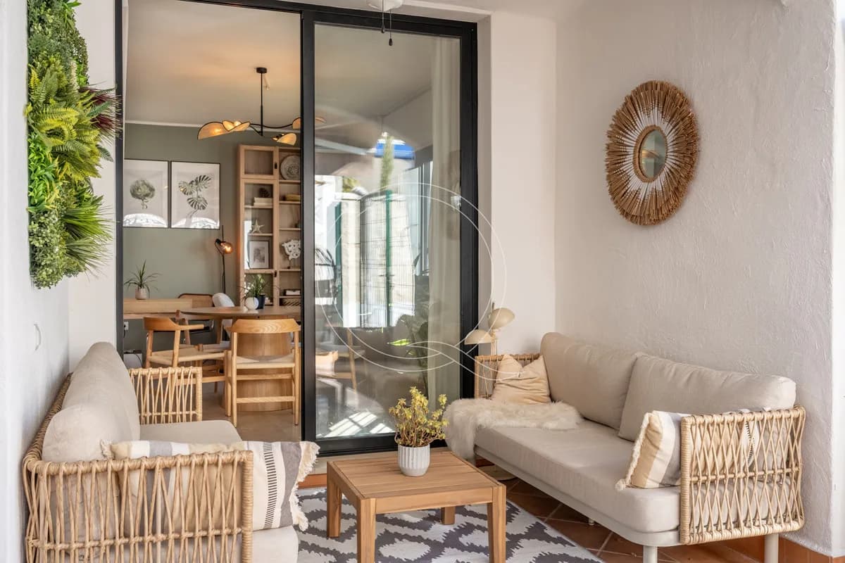 3 Bedroom Semi-Detached House for Sale in Estepona, Málaga - Image 8