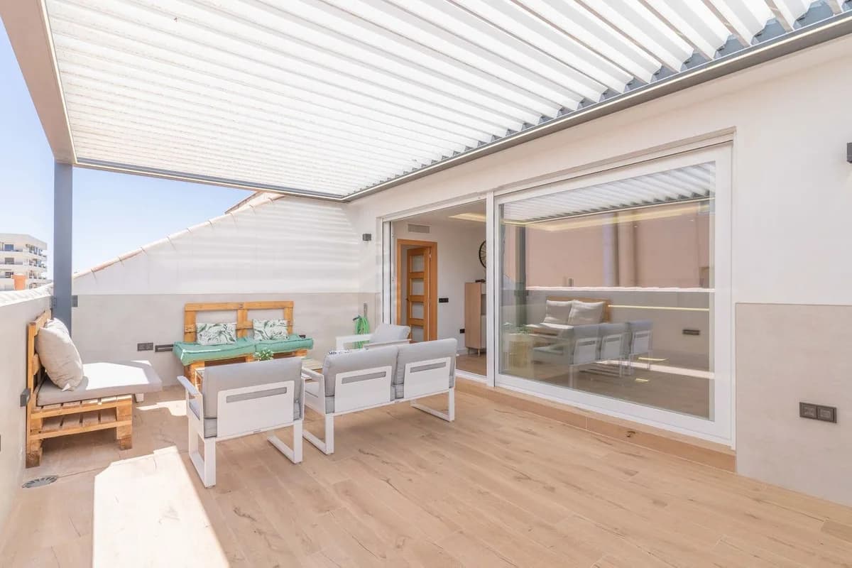 3 Bedroom Penthouse for Sale in Fuengirola, Málaga