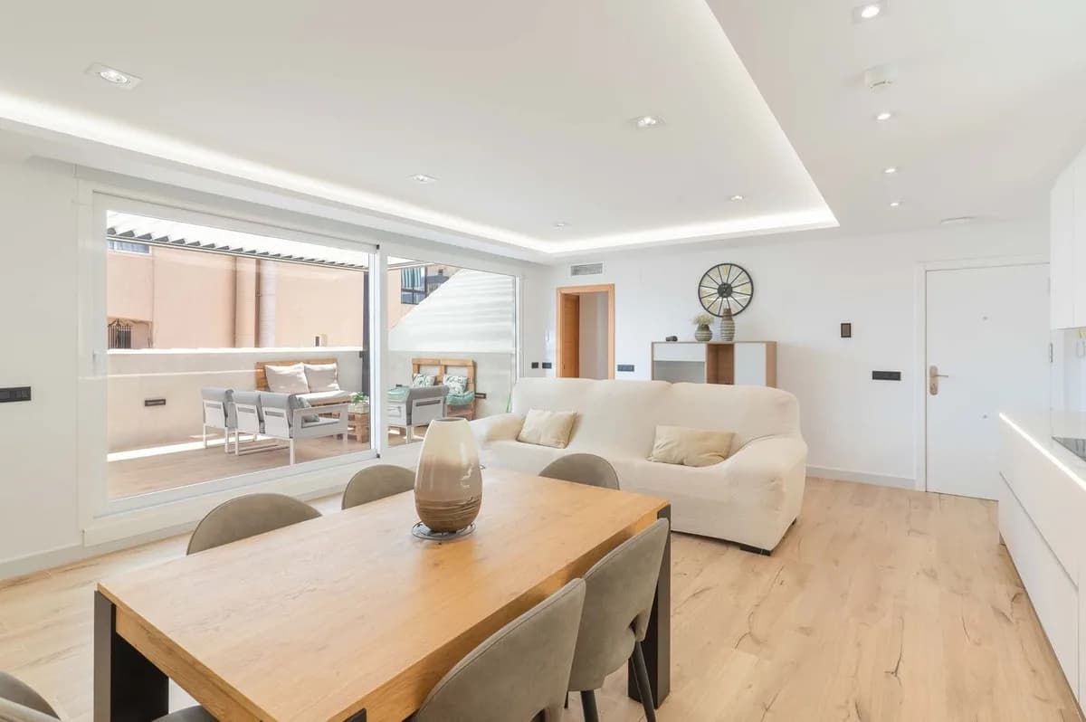 3 Bedroom Penthouse for Sale in Fuengirola, Málaga - Image 9
