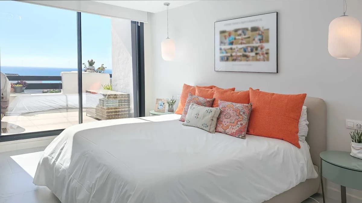 2 Bedroom Penthouse Duplex for Sale in Casares Playa, Málaga - Image 9