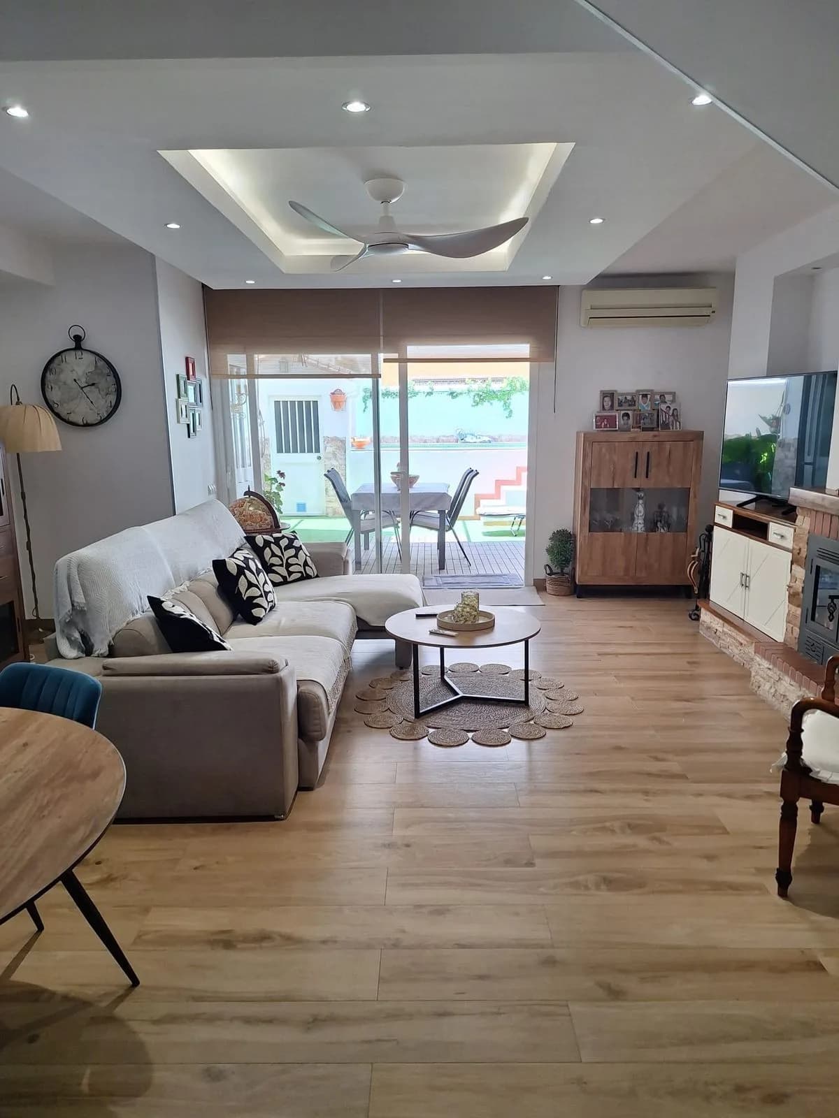 3 Bedroom Townhouse for Sale in Marbella, Málaga - Image 7