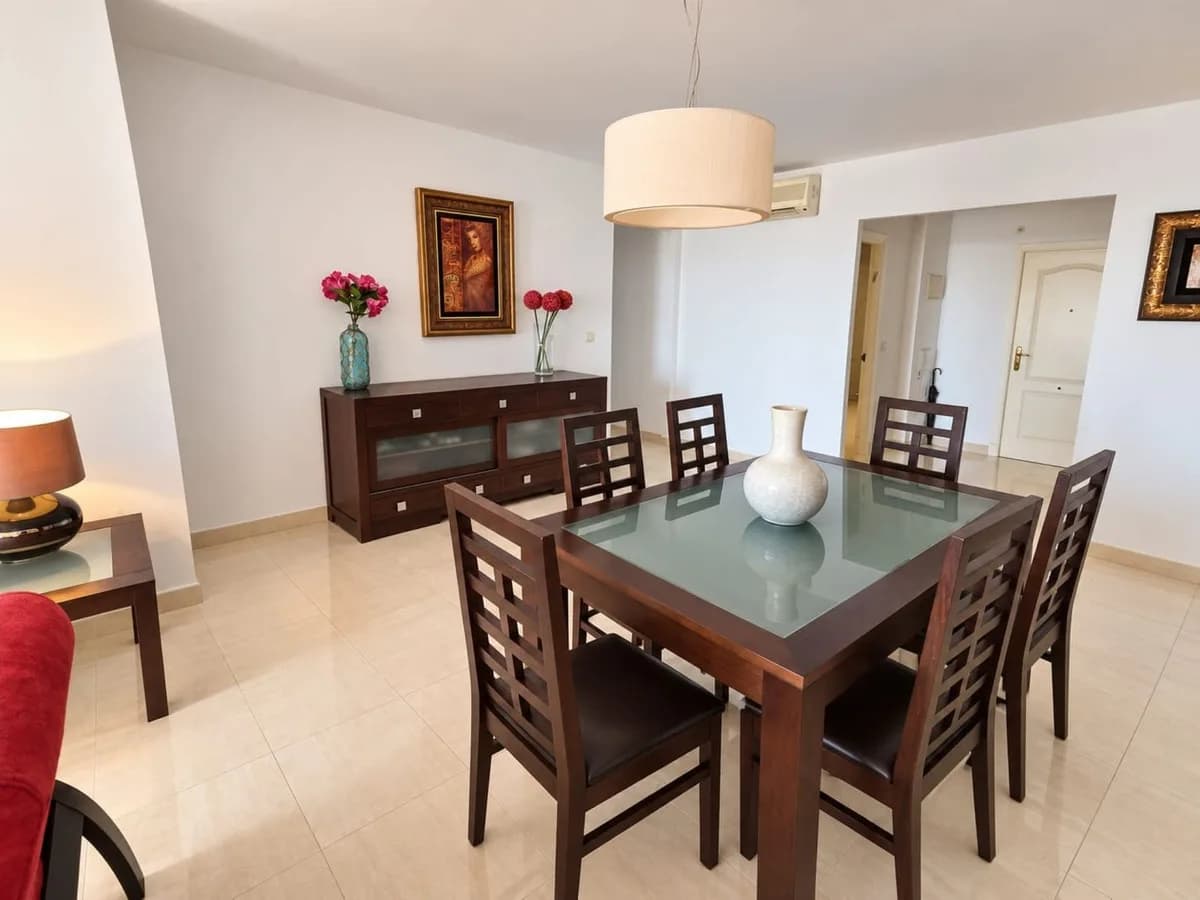 3 Bedroom Ground Floor Apartment for Sale in La Duquesa, Málaga - Image 7