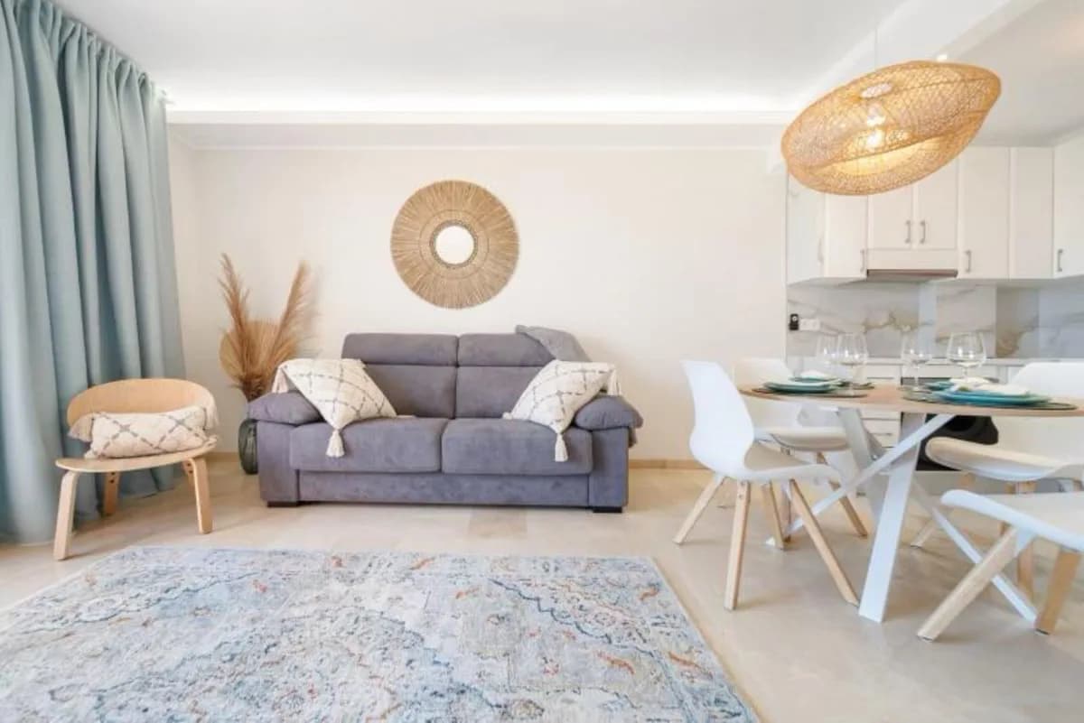 2 Bedroom Penthouse for Sale in Mijas Costa, Málaga - Image 5
