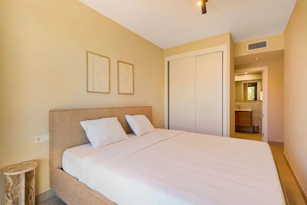 3 Bedroom Penthouse for Sale in La Cala de Mijas, Málaga - Image 5