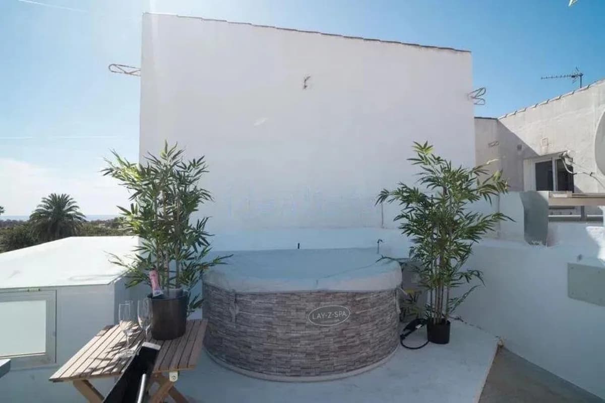 3 Bedroom Townhouse for Sale in San Pedro de Alcántara, Málaga - Image 5