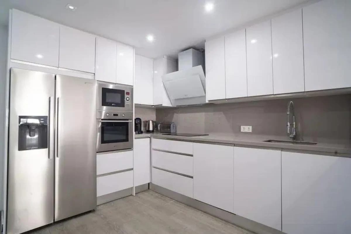 3 Bedroom Townhouse for Sale in San Pedro de Alcántara, Málaga - Image 7