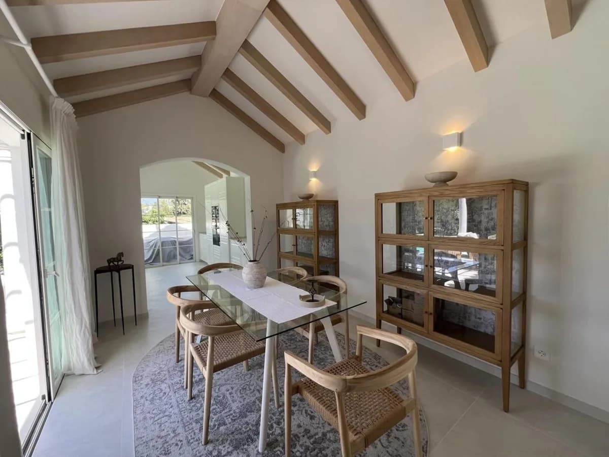 3 Bedroom Detached Villa for Sale in Guadalmina Alta, Málaga - Image 7