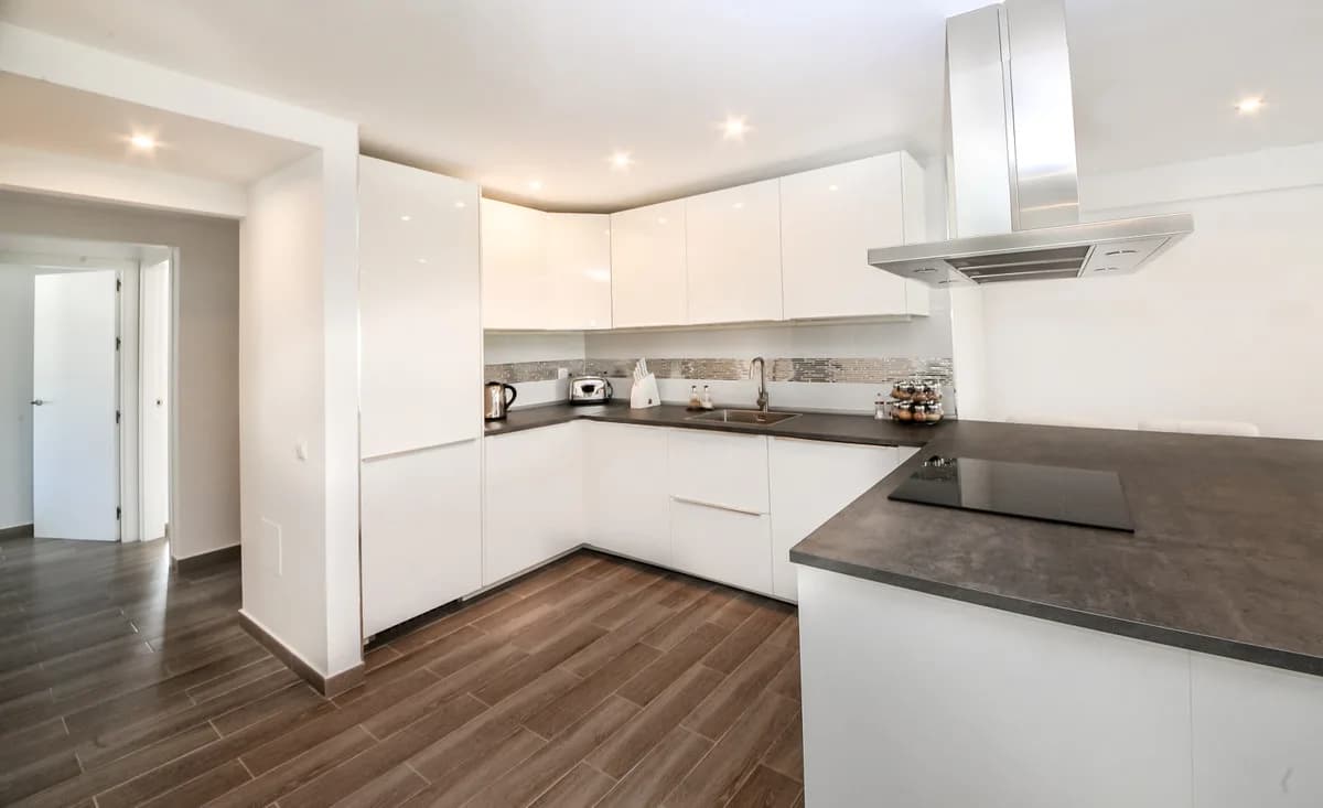 2 Bedroom Penthouse for Sale in Mijas Golf, Málaga - Image 7