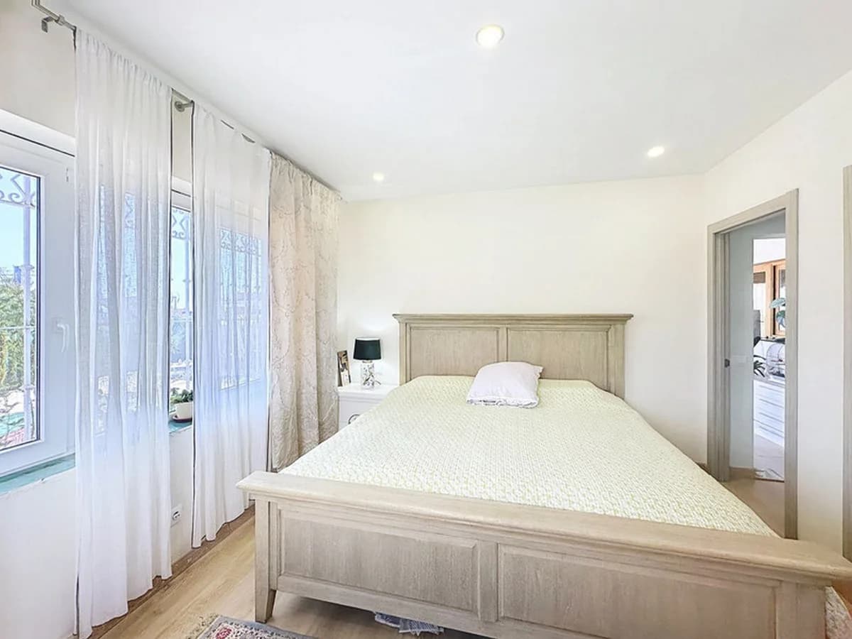 3 Bedroom Detached Villa for Sale in Estepona, Málaga - Image 6