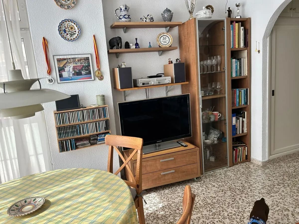 1 Bedroom Middle Floor Apartment for Sale in Torremolinos, Málaga - Image 6