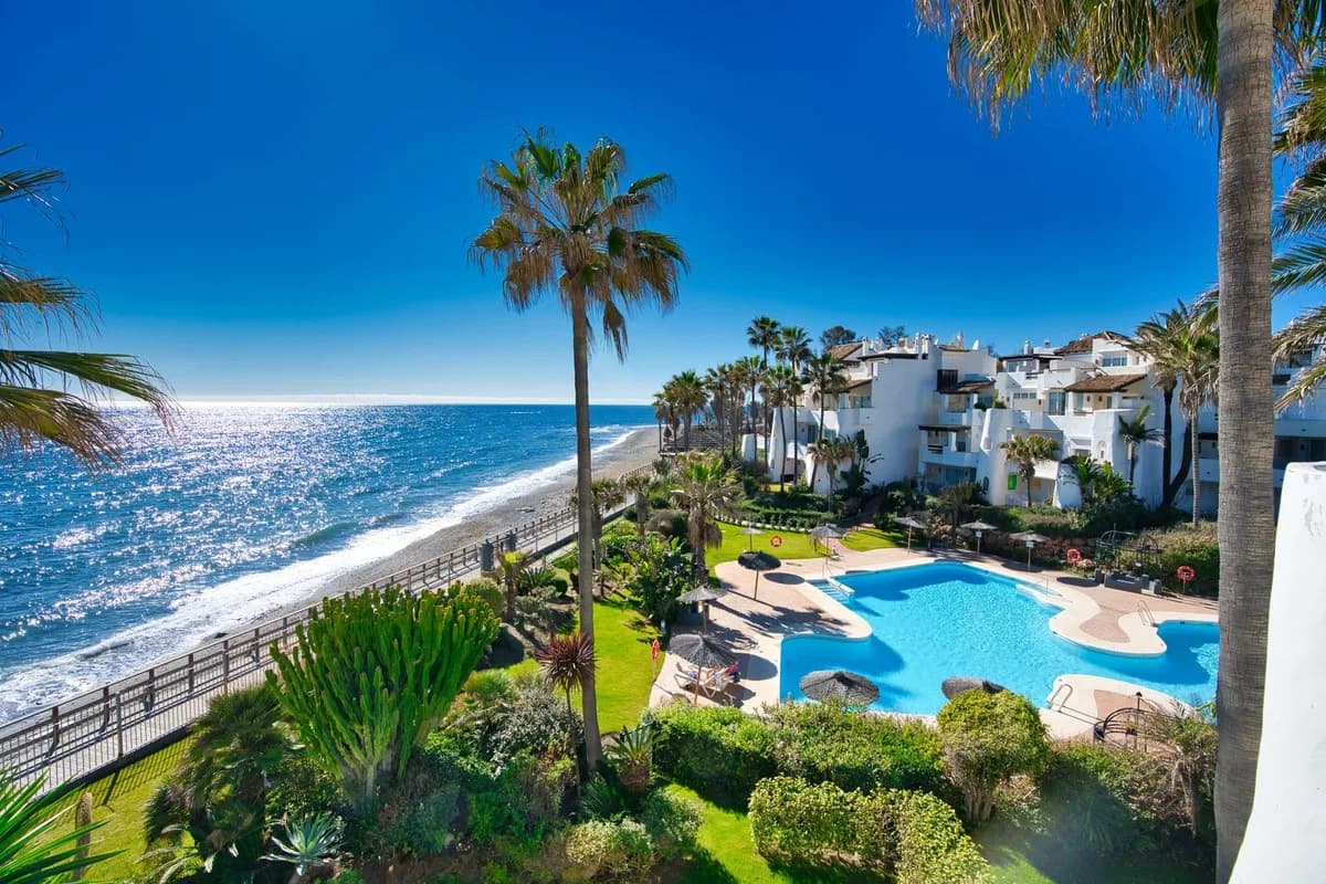 4 Bedroom Penthouse Duplex for Sale in Puerto Banús, Málaga