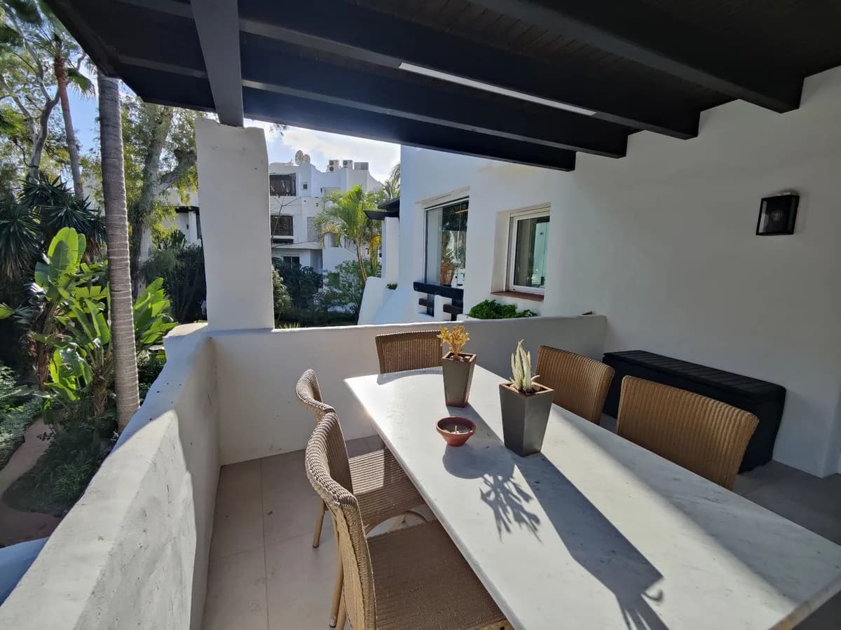 4 Bedroom Penthouse Duplex for Sale in Puerto Banús, Málaga - Image 9