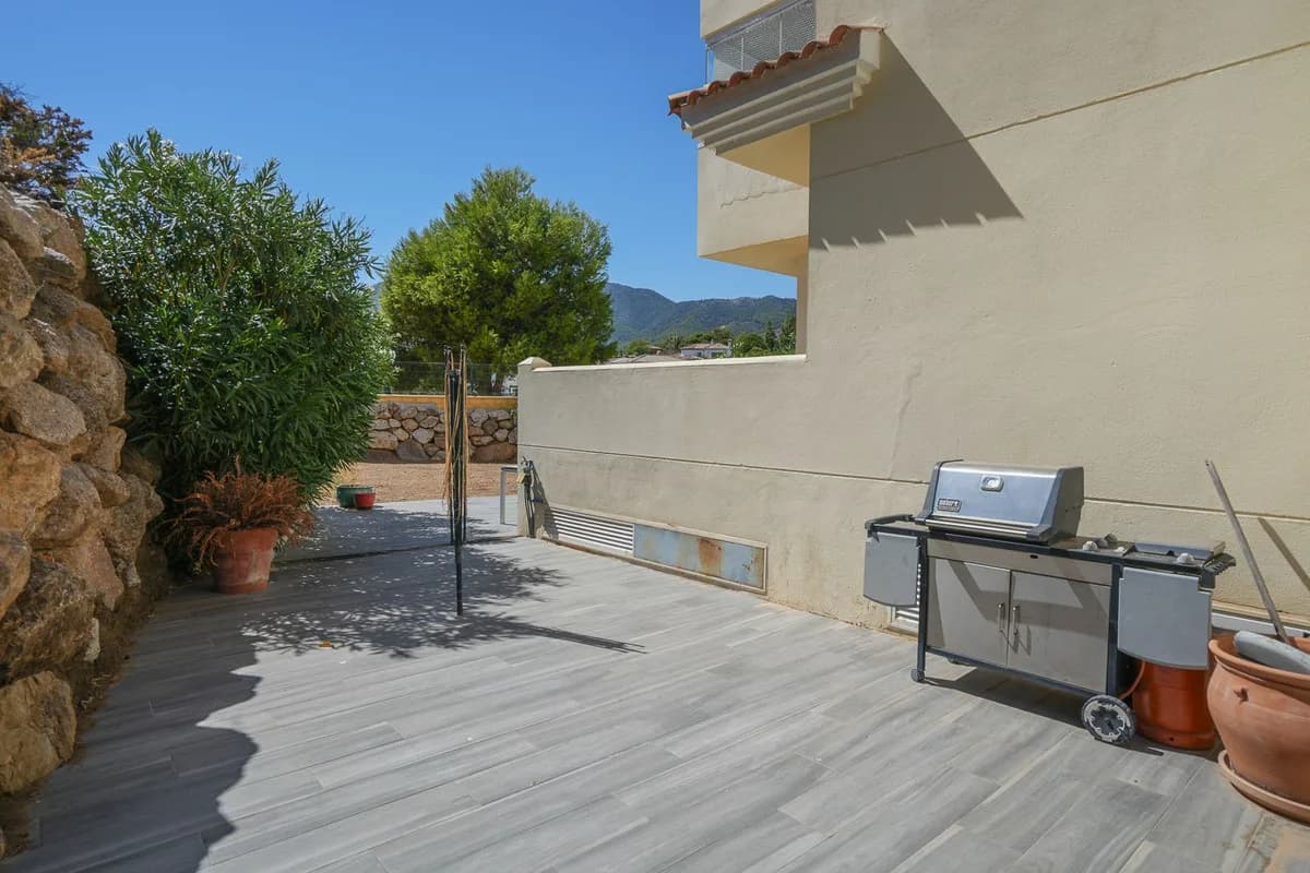 3 Bedroom Ground Floor Apartment for Sale in Mijas, Málaga - Image 8