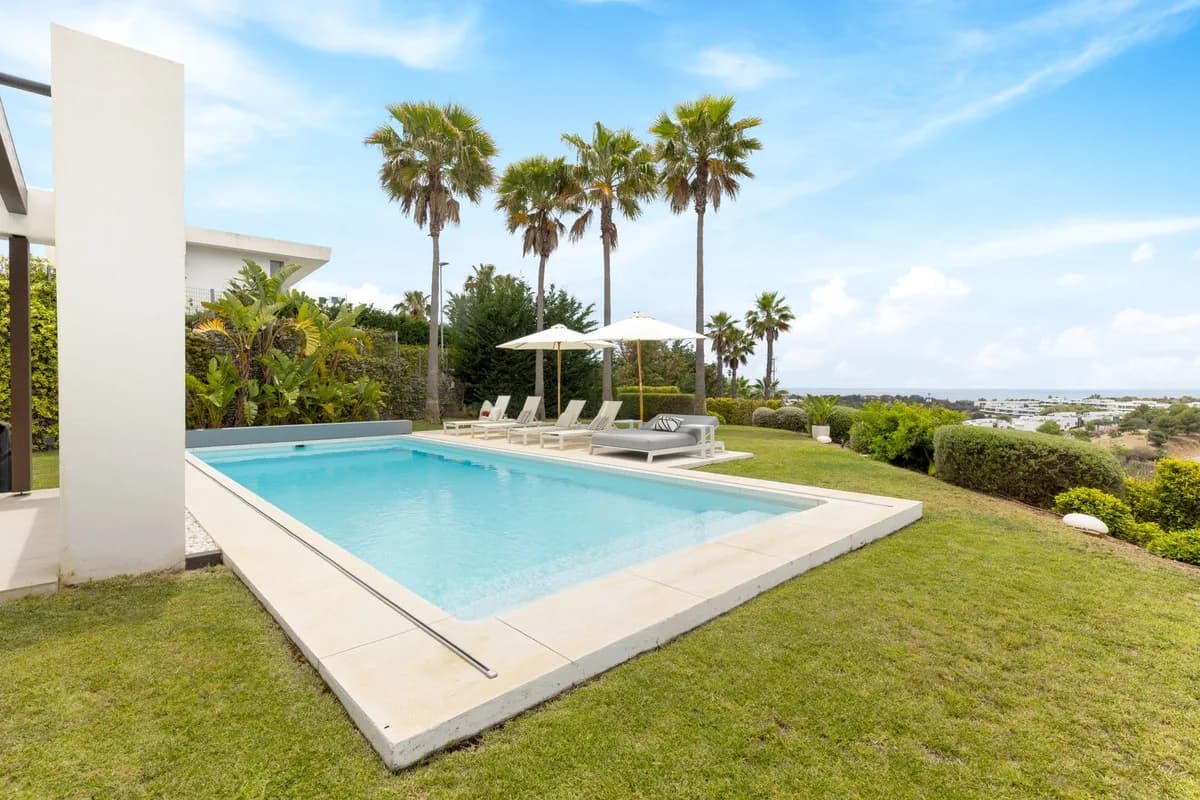 5 Bedroom Detached Villa for Sale in Santa Clara, Málaga - Image 5