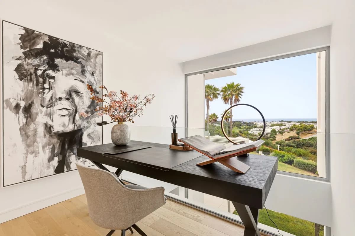 5 Bedroom Detached Villa for Sale in Santa Clara, Málaga - Image 6