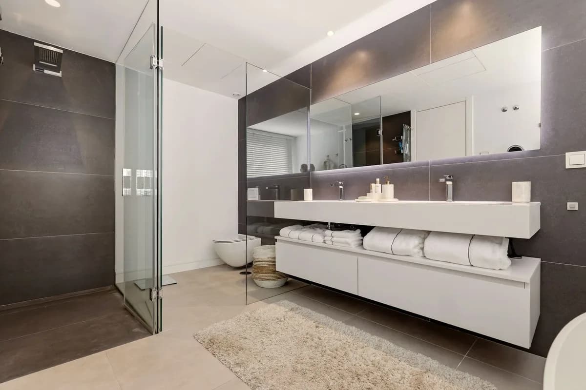 5 Bedroom Detached Villa for Sale in Santa Clara, Málaga - Image 9