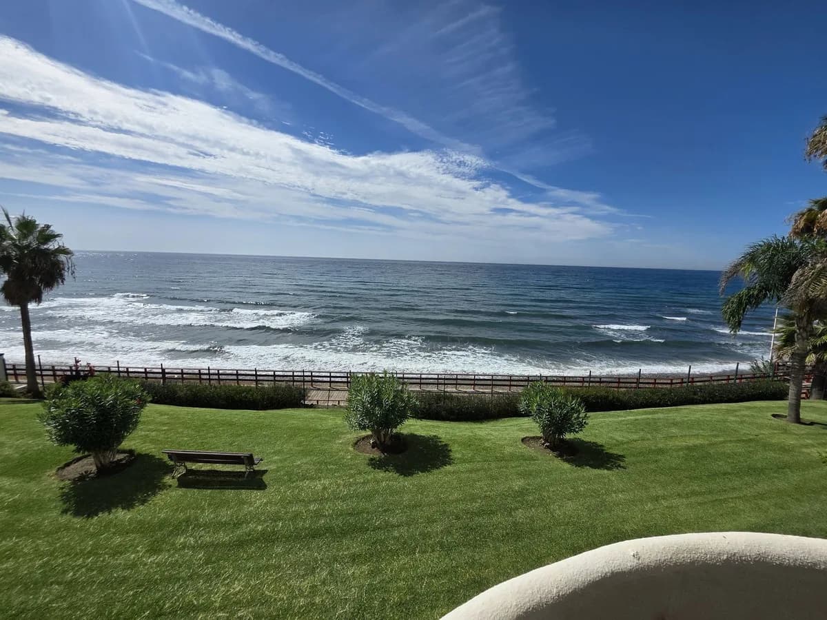 1 Bedroom Middle Floor Apartment for Sale in Calahonda, Málaga - Image 3