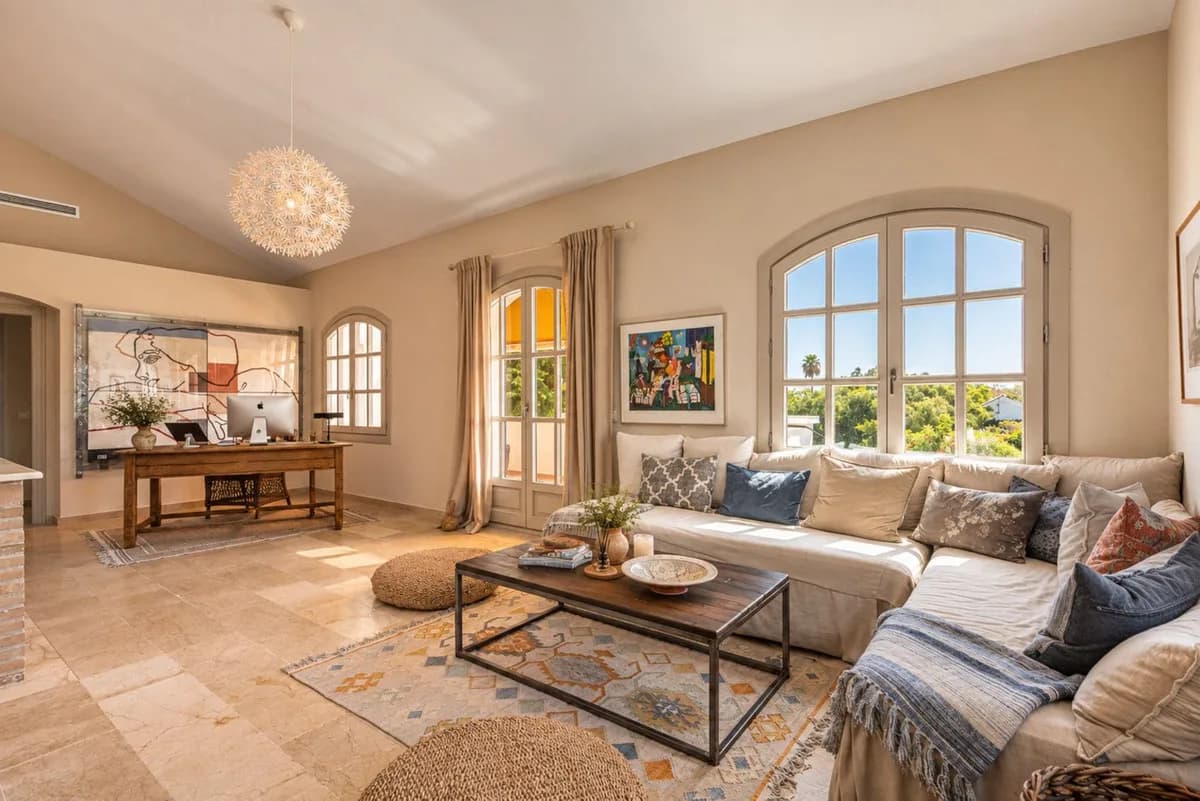 3 Bedroom Detached Villa for Sale in Marbella, Málaga - Image 9