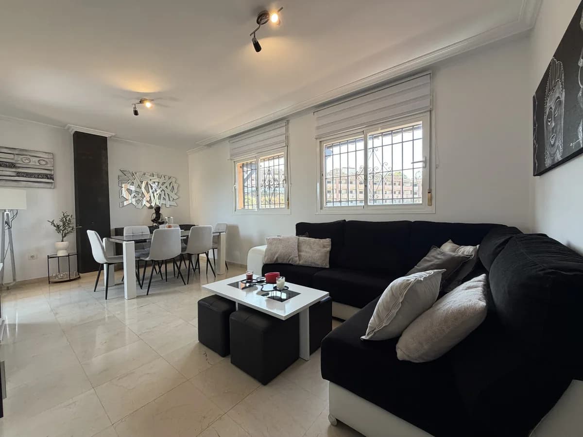 3 Bedroom Penthouse Duplex for Sale in Casares, Málaga - Image 5