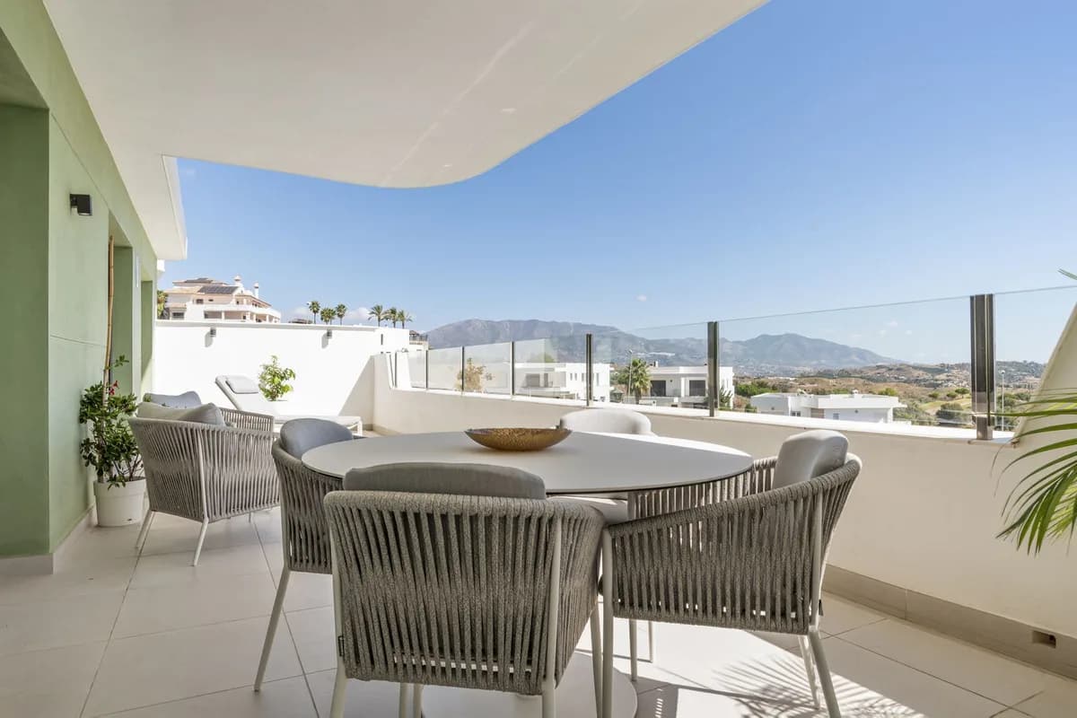2 Bedroom Ground Floor Apartment for Sale in La Cala de Mijas, Málaga