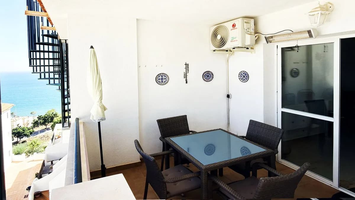 2 Bedroom Penthouse for Sale in Benalmadena, Málaga - Image 8