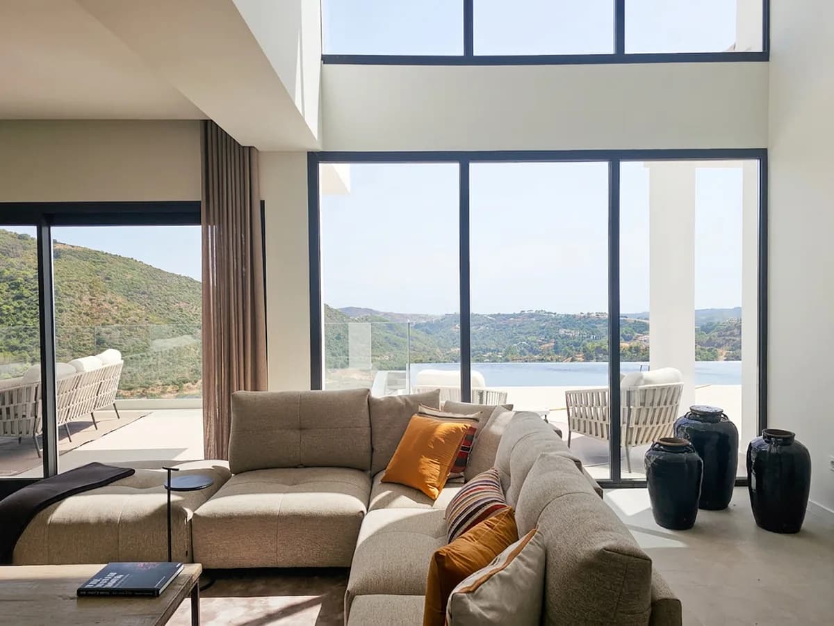 5 Bedroom Detached Villa for Sale in Benahavís, Málaga - Image 9