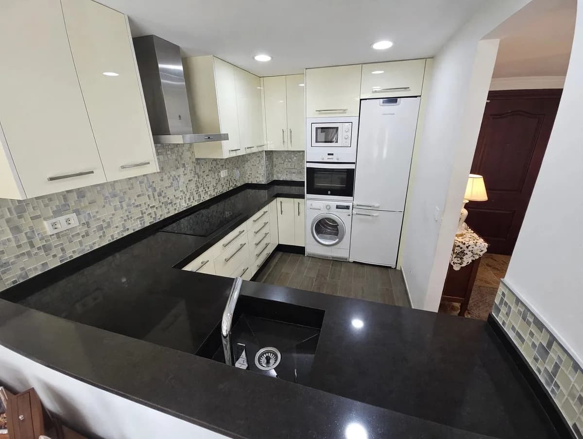 3 Bedroom Ground Floor Apartment for Sale in Riviera del Sol, Málaga - Image 5