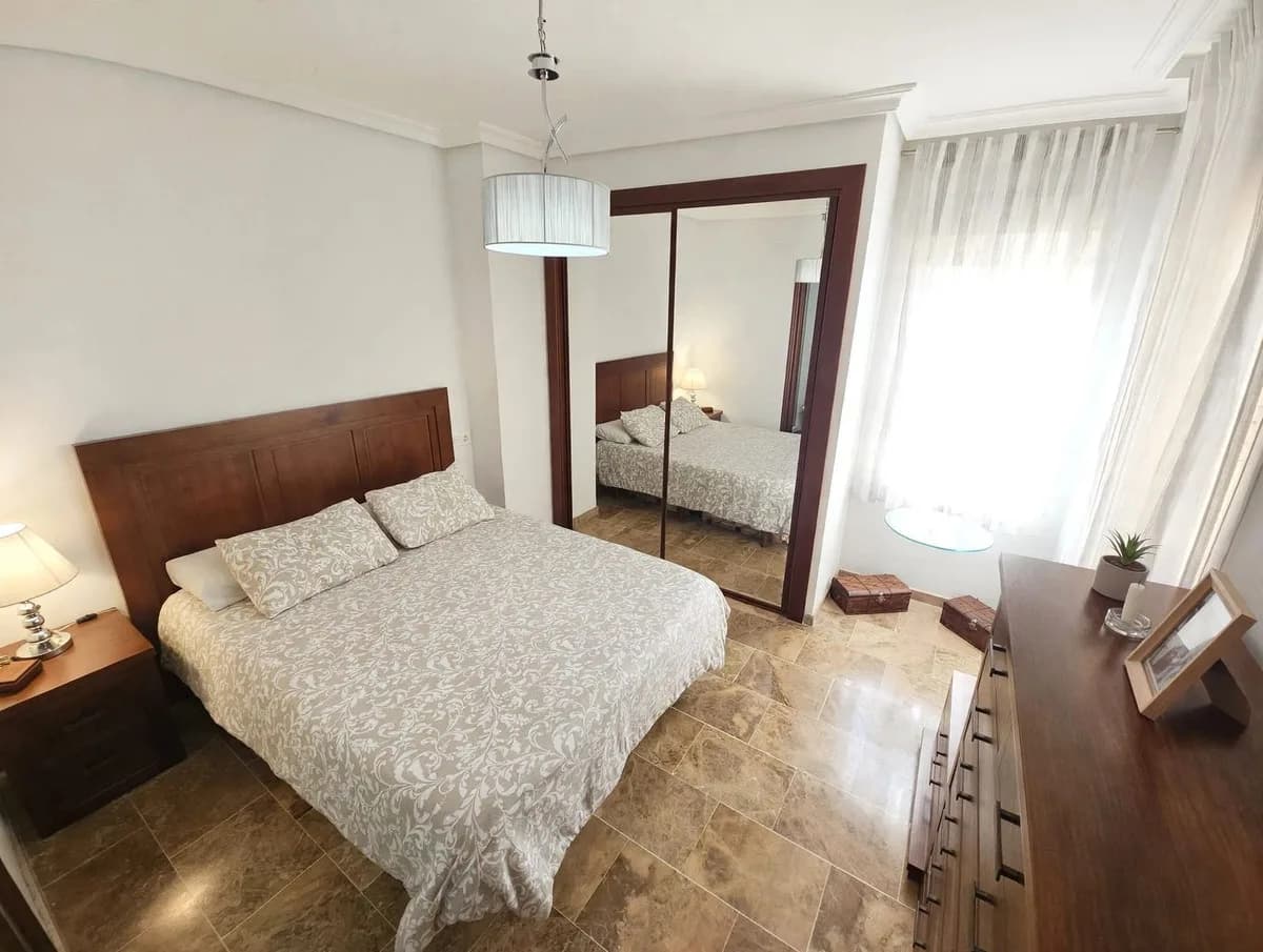 3 Bedroom Ground Floor Apartment for Sale in Riviera del Sol, Málaga - Image 7