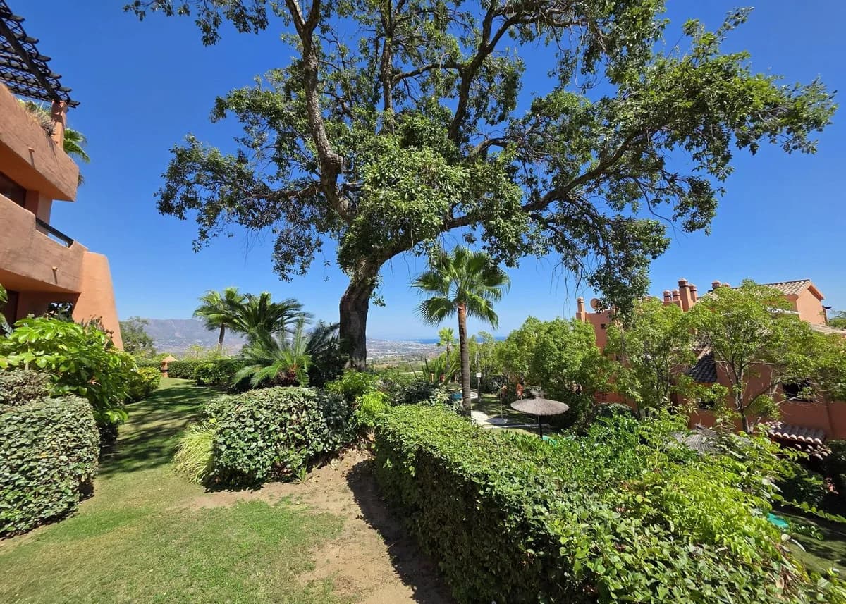 2 Bedroom Ground Floor Apartment for Sale in La Mairena, Málaga - Image 3