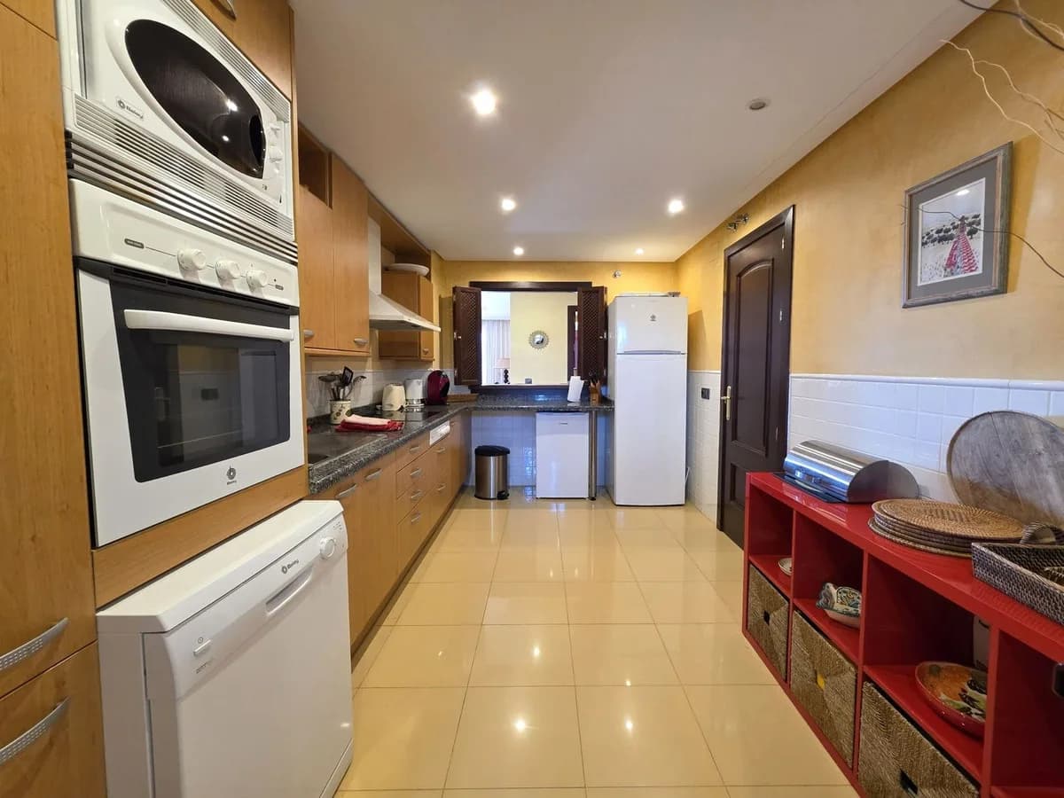 2 Bedroom Ground Floor Apartment for Sale in La Mairena, Málaga - Image 6