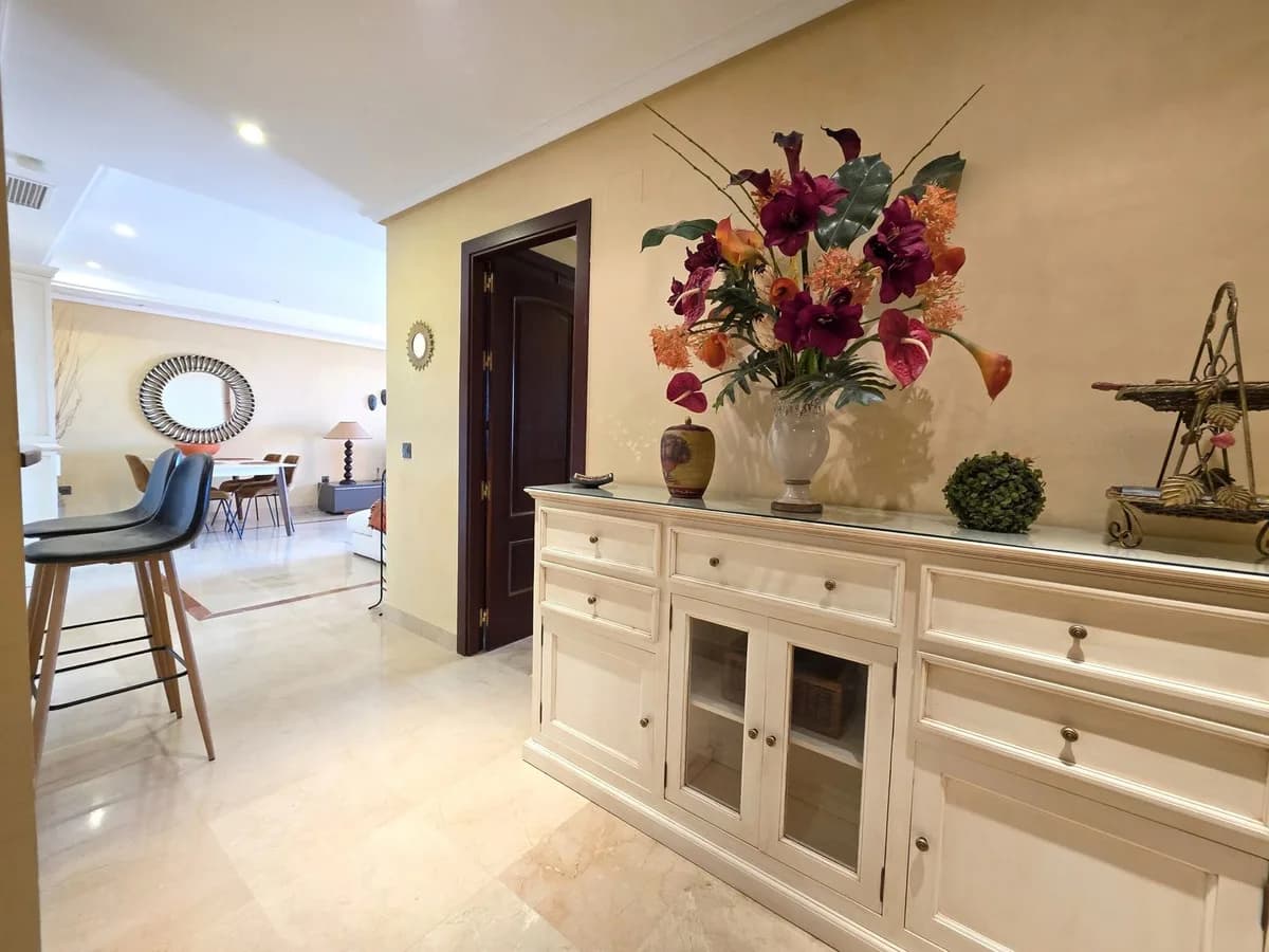 2 Bedroom Ground Floor Apartment for Sale in La Mairena, Málaga - Image 8