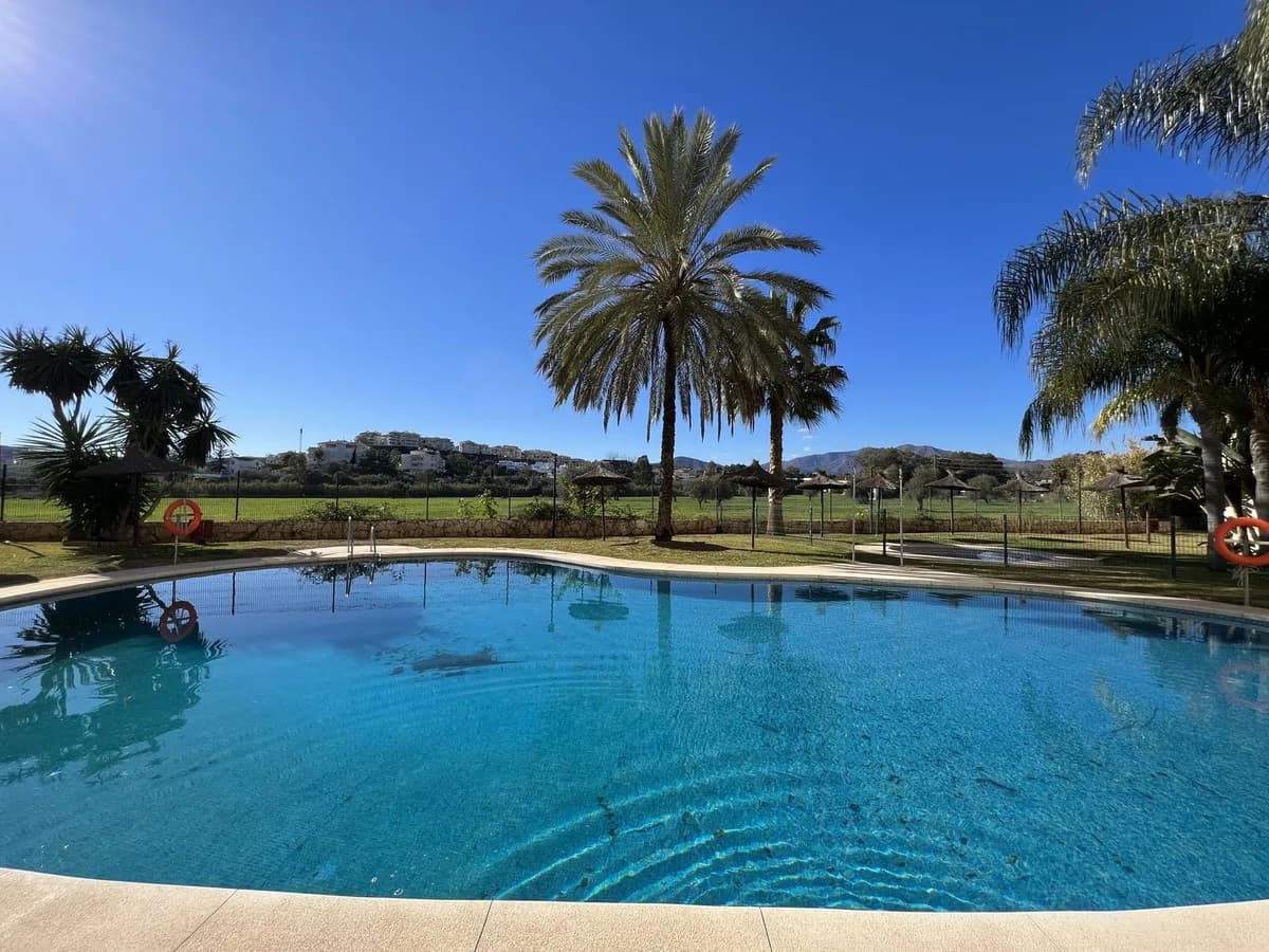 4 Bedroom Middle Floor Apartment for Sale in Mijas Golf, Málaga