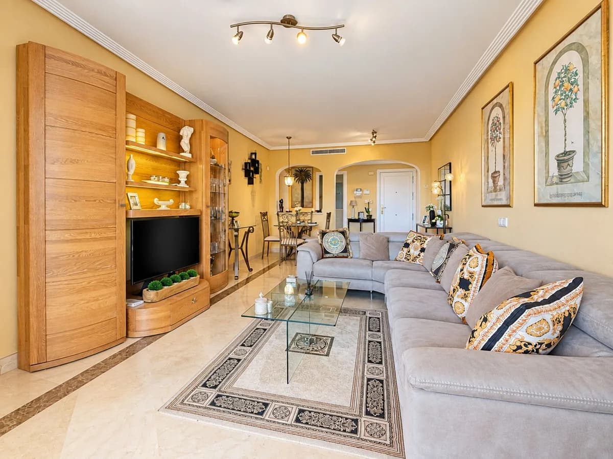 2 Bedroom Ground Floor Apartment for Sale in Los Arqueros, Málaga - Image 8
