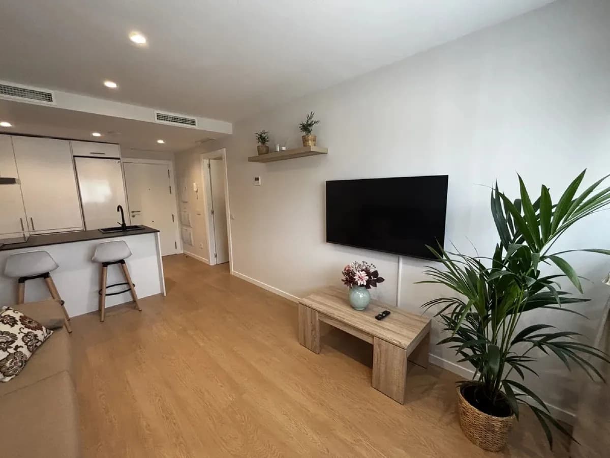 1 Bedroom Ground Floor Apartment for Sale in Las Lagunas, Málaga