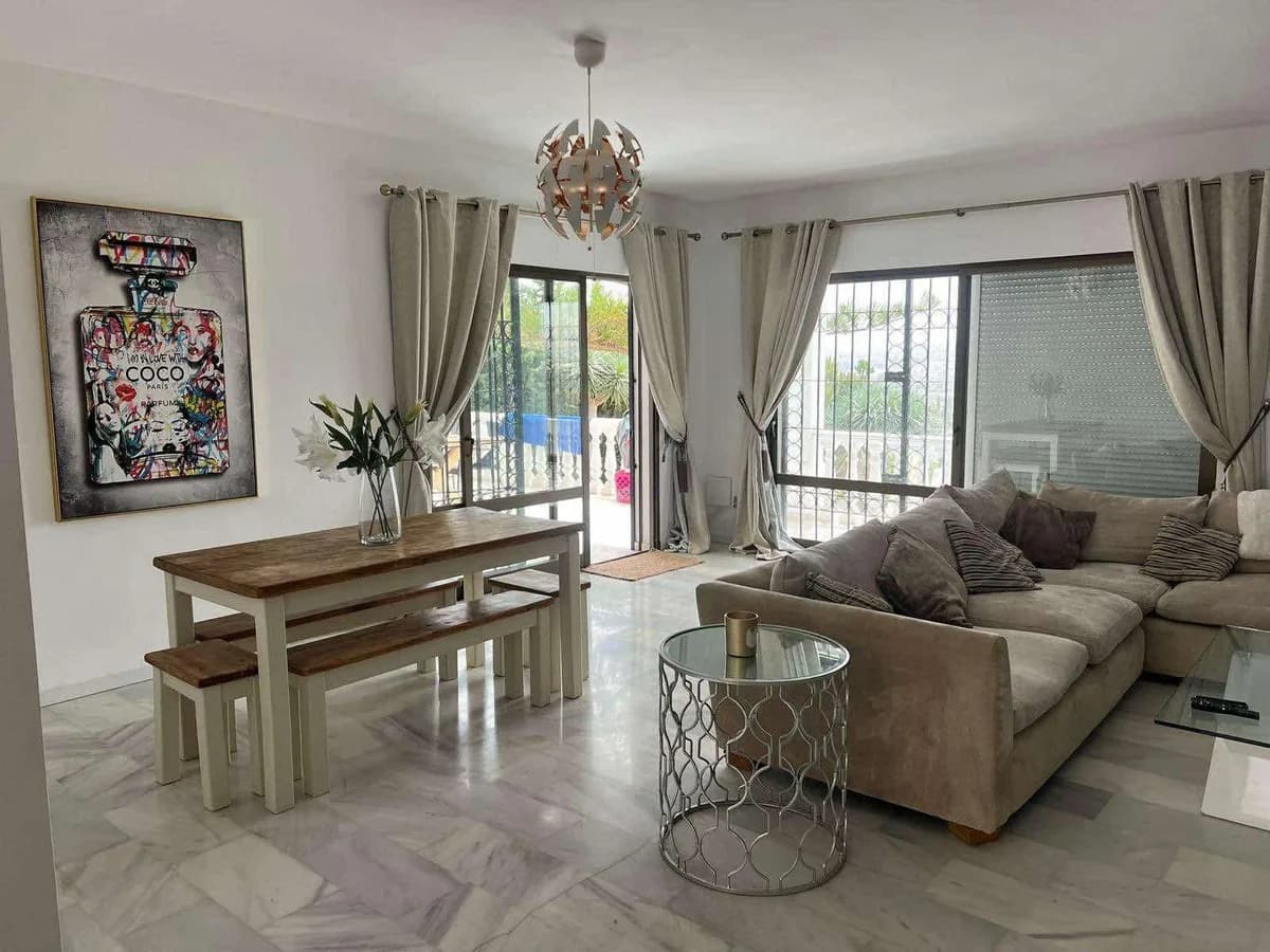 6 Bedroom Detached Villa for Sale in Mijas, Málaga - Image 8