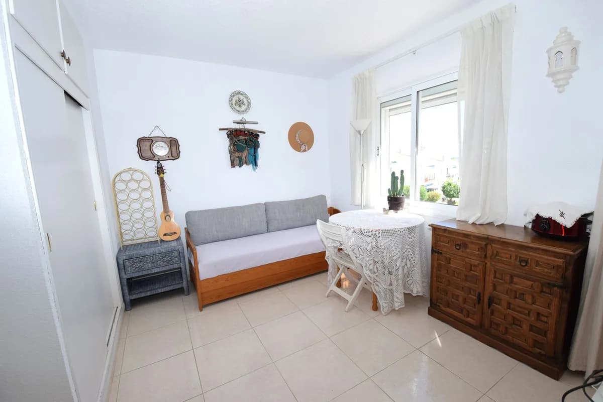 2 Bedroom Top Floor Apartment for Sale in La Cala de Mijas, Málaga - Image 7