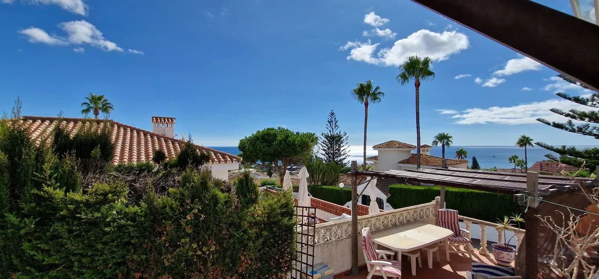 2 Bedroom Detached Villa for Sale in Manilva, Málaga