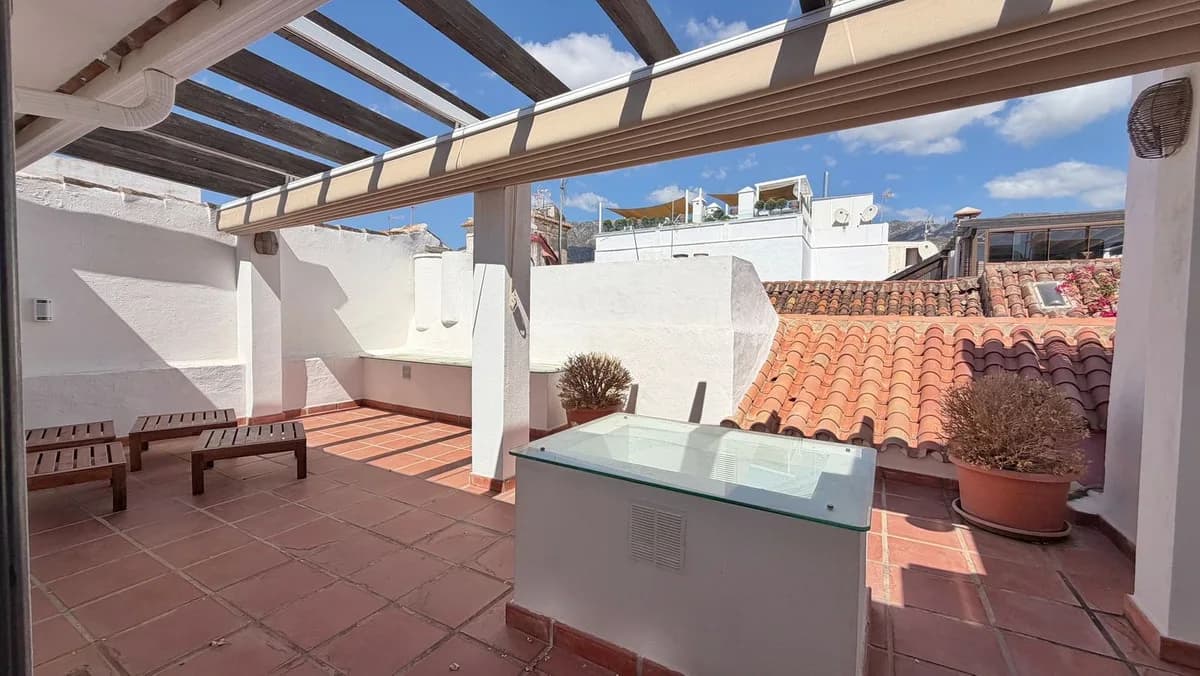 3 Bedroom Townhouse for Sale in Marbella, Málaga - Image 6