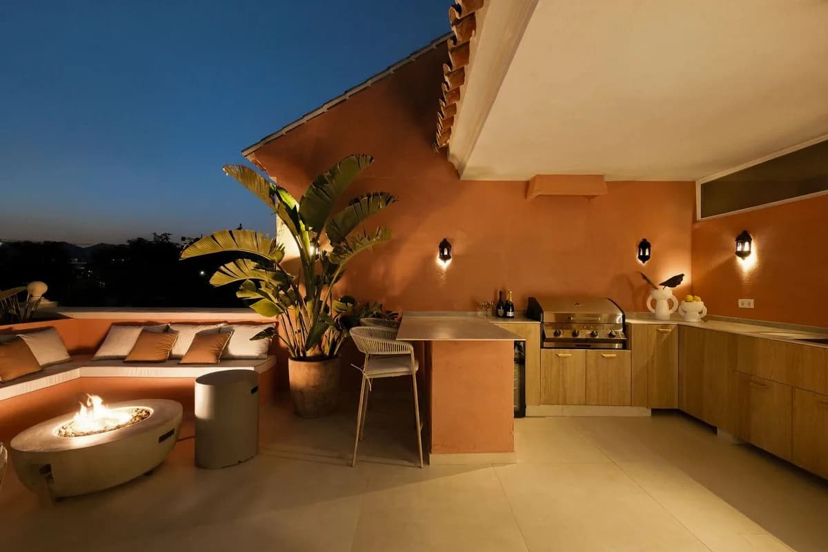 3 Bedroom Penthouse Duplex for Sale in Nueva Andalucía, Málaga - Image 8