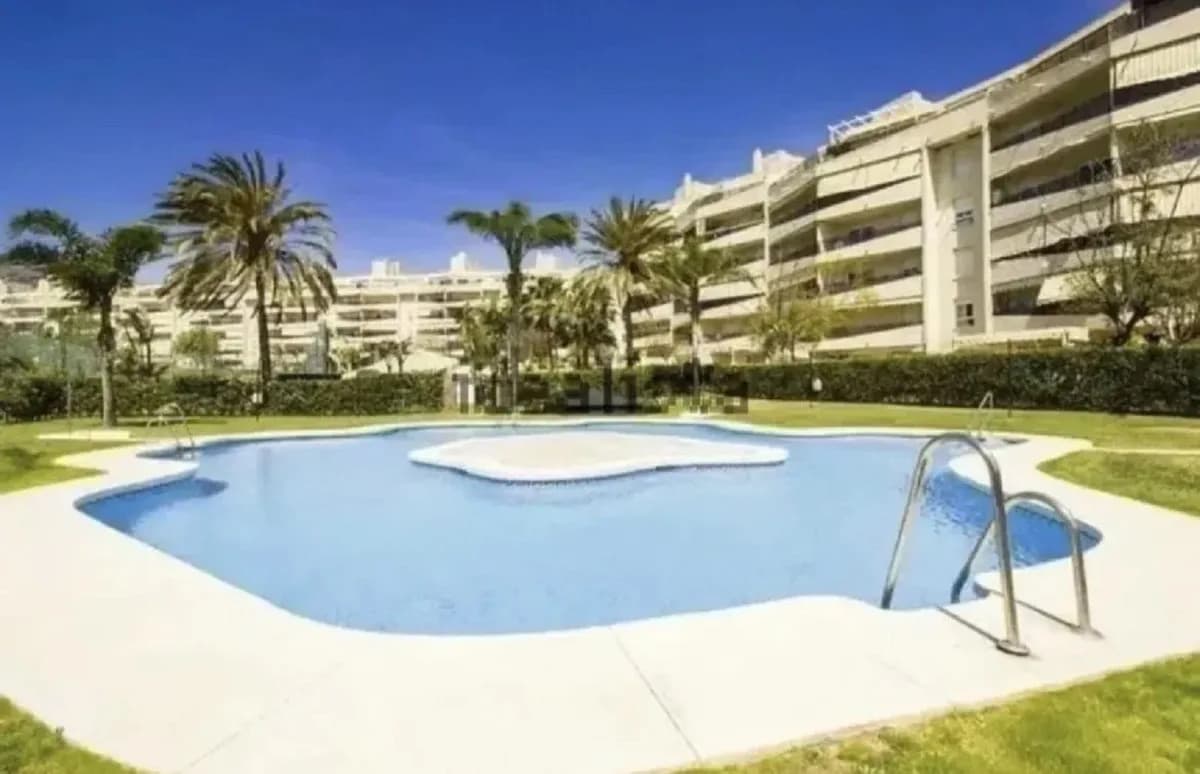 1 Bedroom Ground Floor Apartment for Sale in Torremolinos, Málaga - Image 2