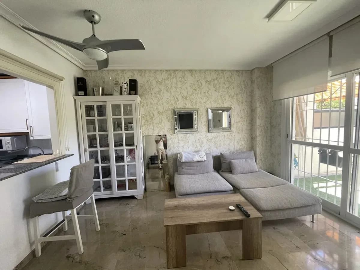 1 Bedroom Ground Floor Apartment for Sale in Torremolinos, Málaga - Image 6